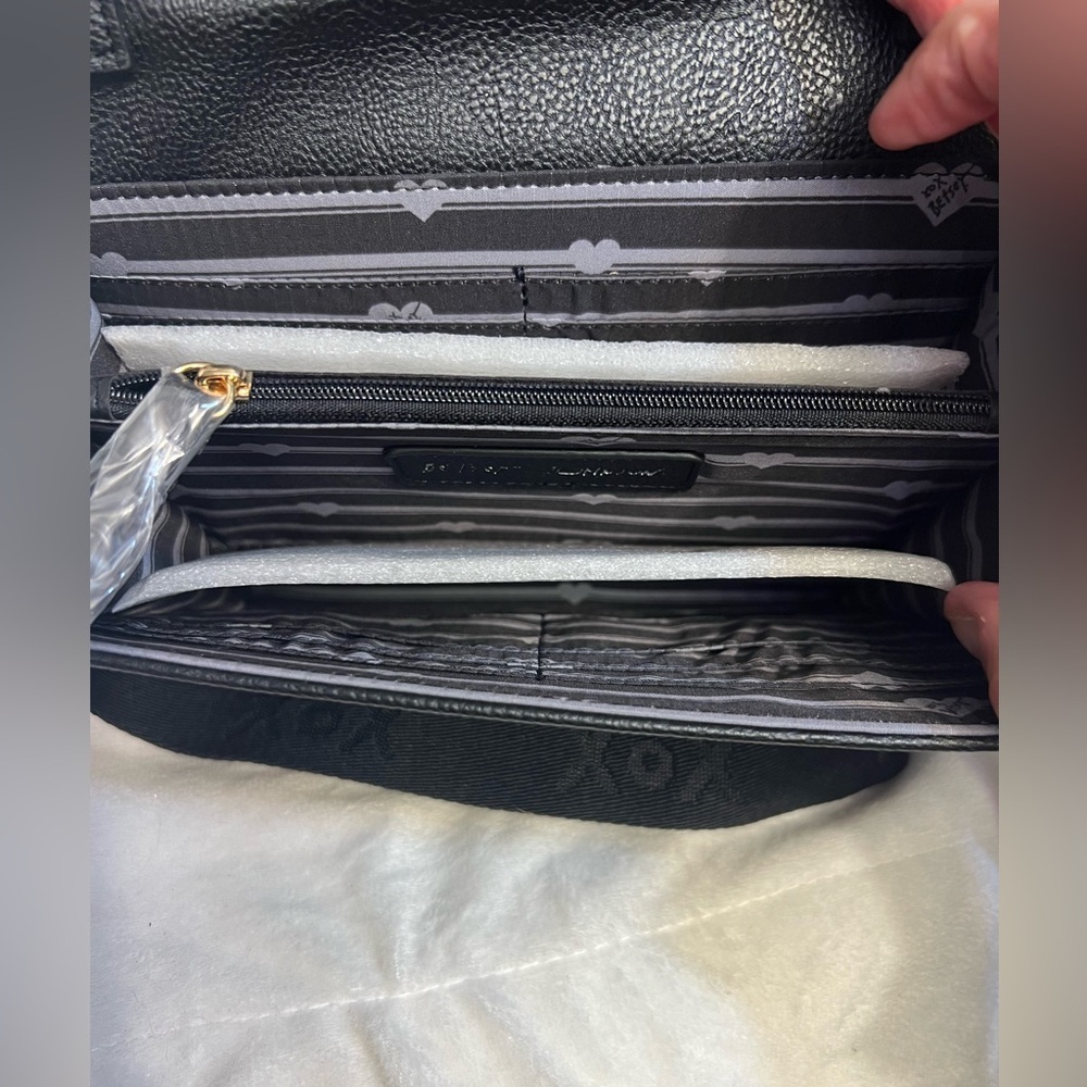 Betsey Johnson Black Crossbody Bag with Blue & White Eye Motif - Picture 7 of 13